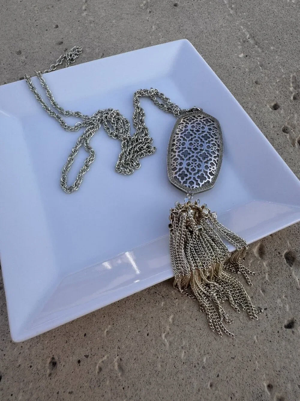 Luxe Lattice! Kendra Scott Retired Rayne Tassel Necklace